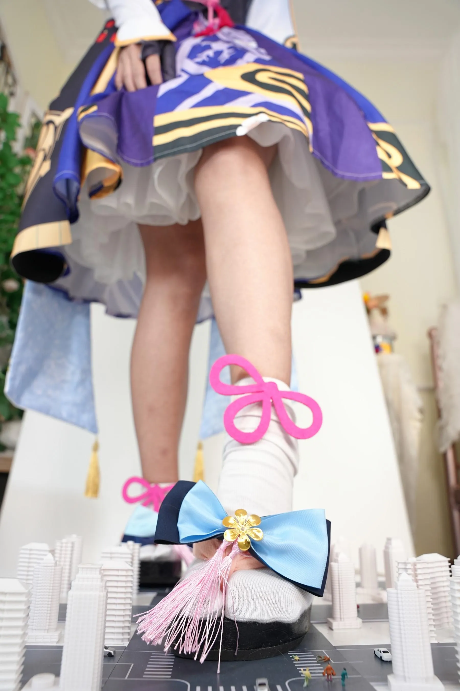 [觅芙少女]NO.092 娜娜-cos神里凌华 巨人踩踏 [204P]插图7